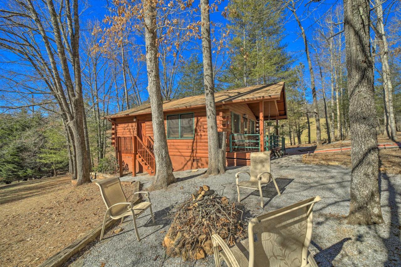 Franklin Cabin With Porch Near Hiking And Waterfalls! Exterior photo